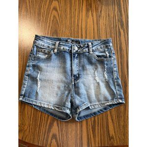 Rock & Royal classic denim woman’s distressed jean shorts size Medium
